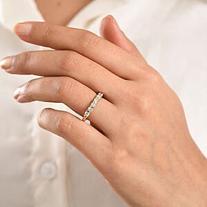 Luxuriant Lab Grown Diamond G-H SI 0.70 ctw Band Ring in 18K Vermeil Yellow Gold Over Sterling Silver (Size 5.0)