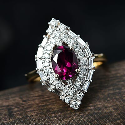 Certified and Appraised AAA Radiant Ember Garnet, Lab-Grown Diamond Ring in 10K Yellow Gold 2.06 ctw (Size 12.0)