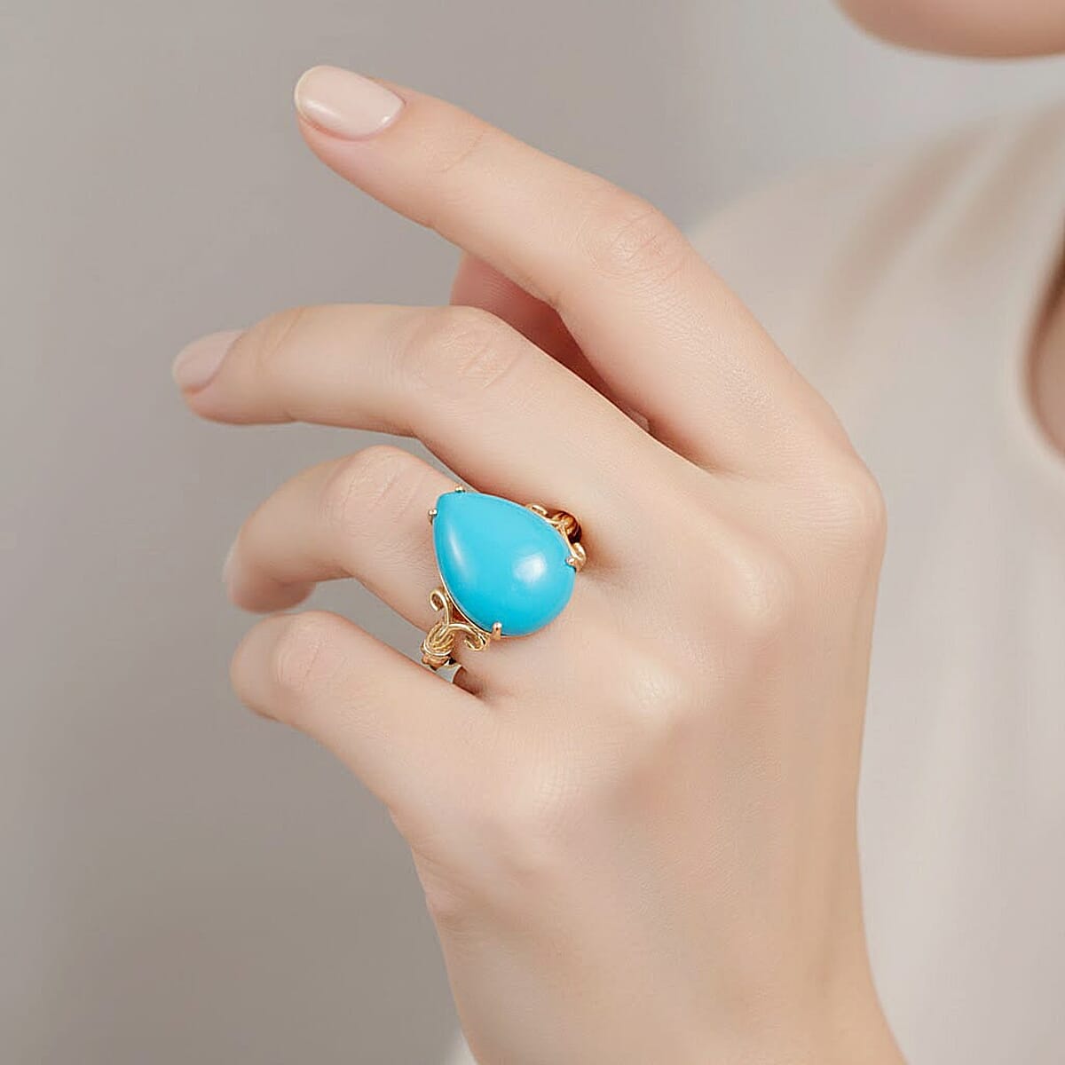 Certified & Appraised AAA Sleeping Beauty Turquoise 6.35 ctw Solitaire Ring in 10K Yellow Gold (Size 11.0) image number 2