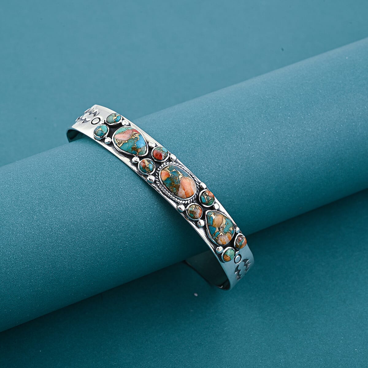 Santa Fe Style Spiny Turquoise  16 ctw Bracelet in Sterling Silver (7.00 In) image number 1