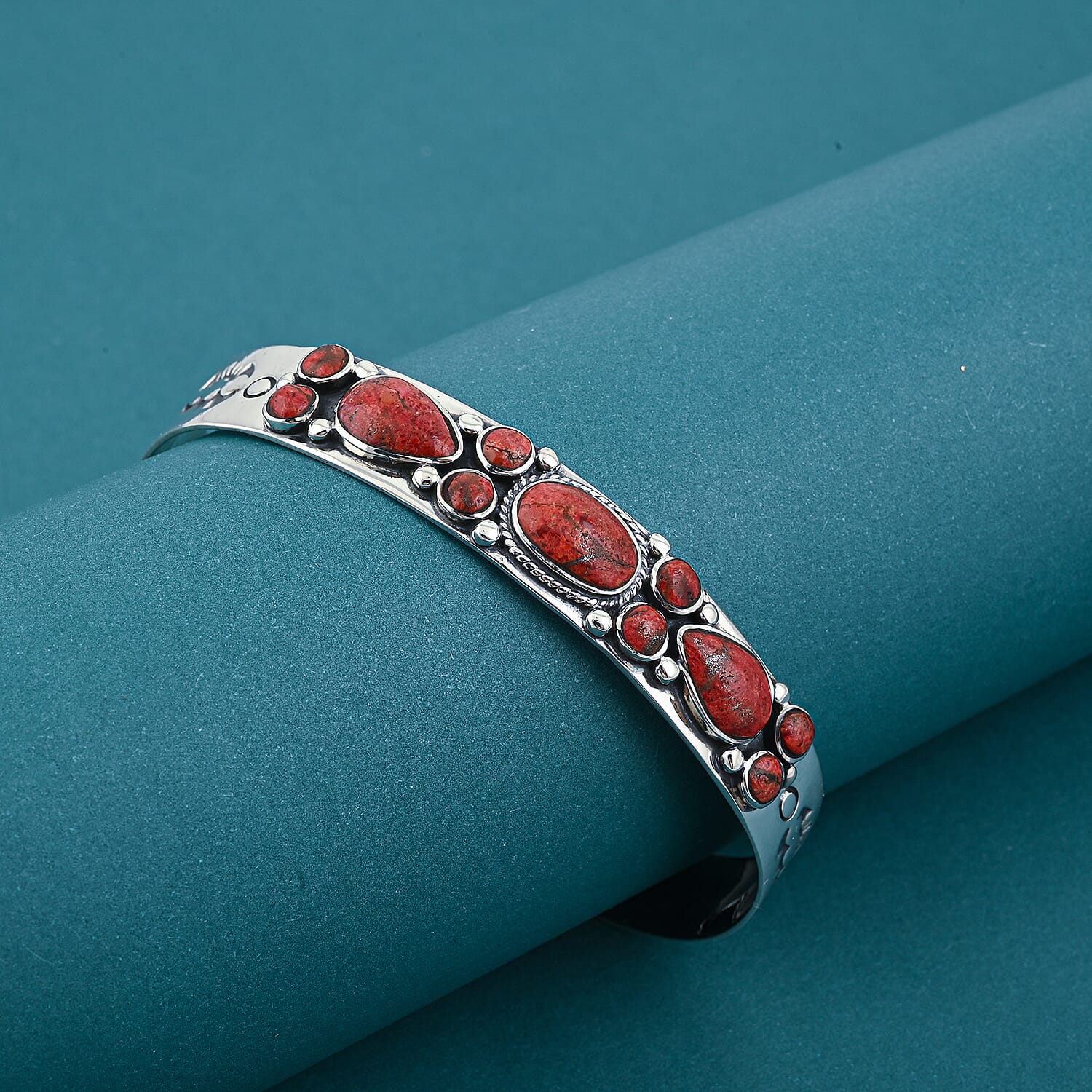 Santa Fe Style Red Coral Bracelet in Sterling Silver (7.00 In)