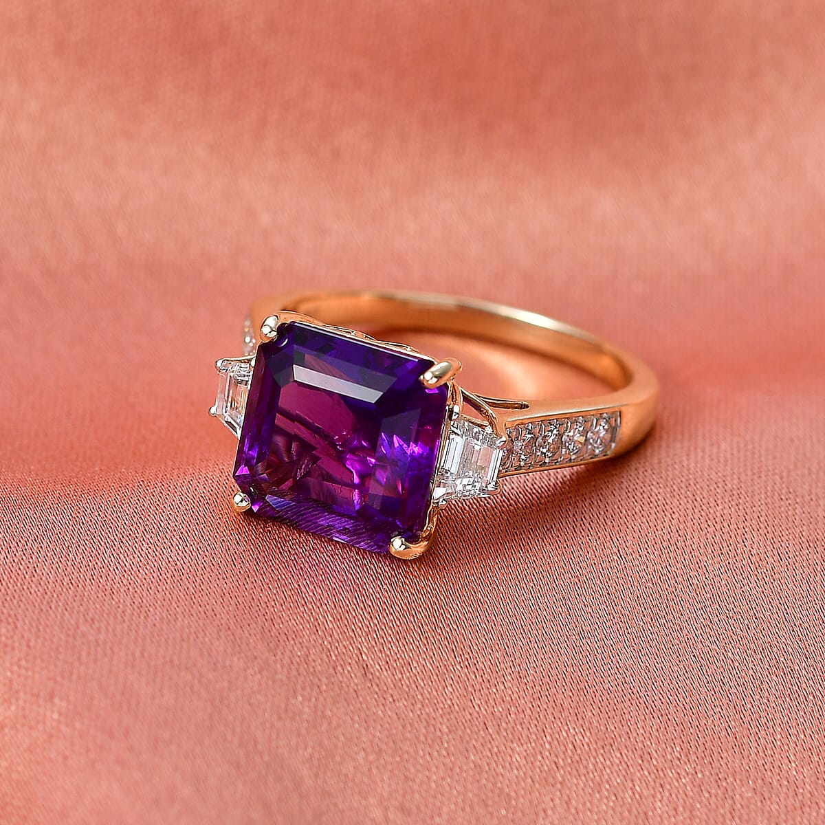 AAA Lusaka Amethyst and Luxuriant Lab Grown Diamond G-H SI 6.80 ctw Ring in 10K Yellow Gold (Size 10.0) image number 1