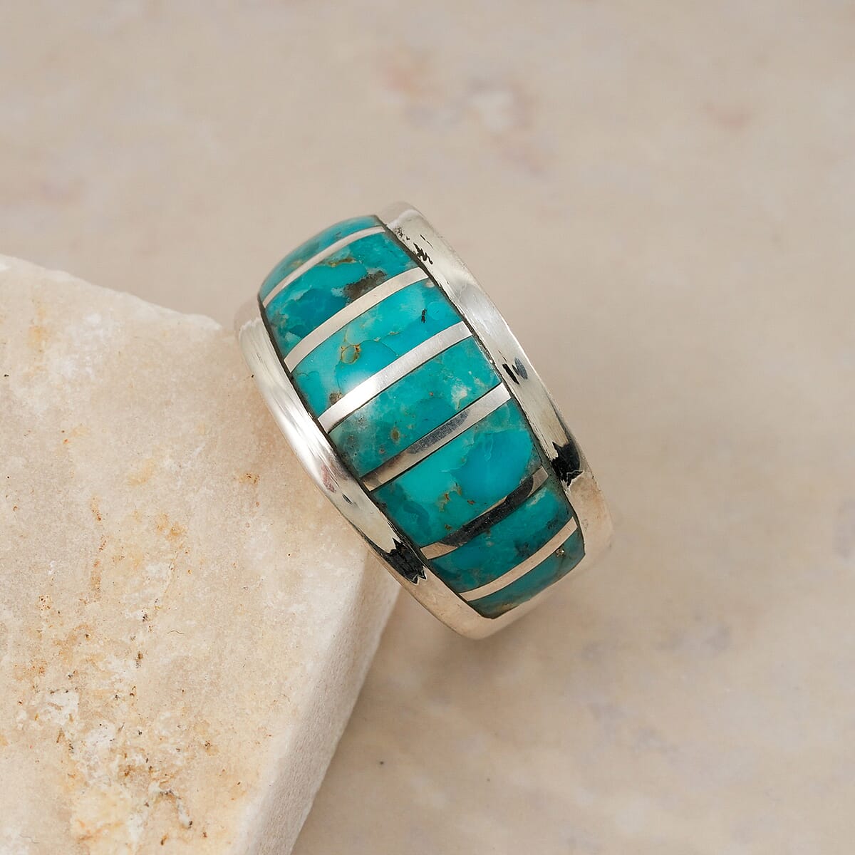 Santa Fe Style Kingman Turquoise  8.00 ctw Ring in Sterling Silver (Size 10.0) image number 1