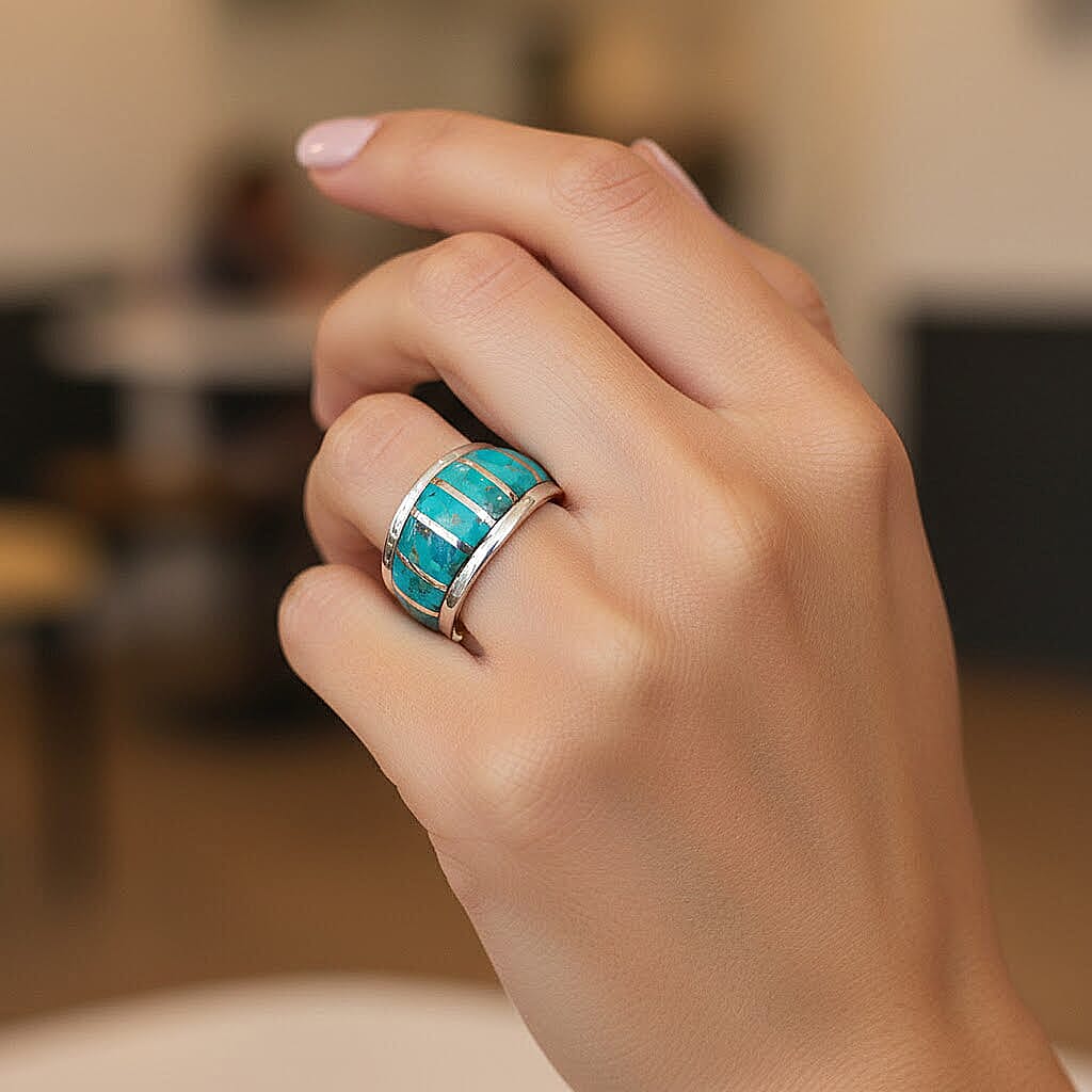 Santa Fe Style Kingman Turquoise  8.00 ctw Ring in Sterling Silver (Size 7.0)