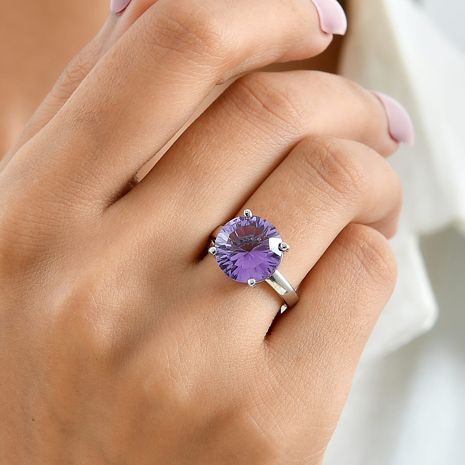 D'Joy Rose De France Amethyst and White Zircon 6.10 ctw Crown Ring in Platinum Over Sterling Silver (Size 5.0)