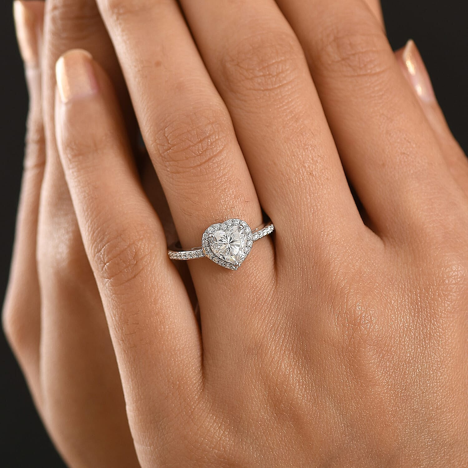 D'Joy Moissanite 1.60 ctw Heart Ring in Rhodium Over Sterling Silver (Size 7.0)
