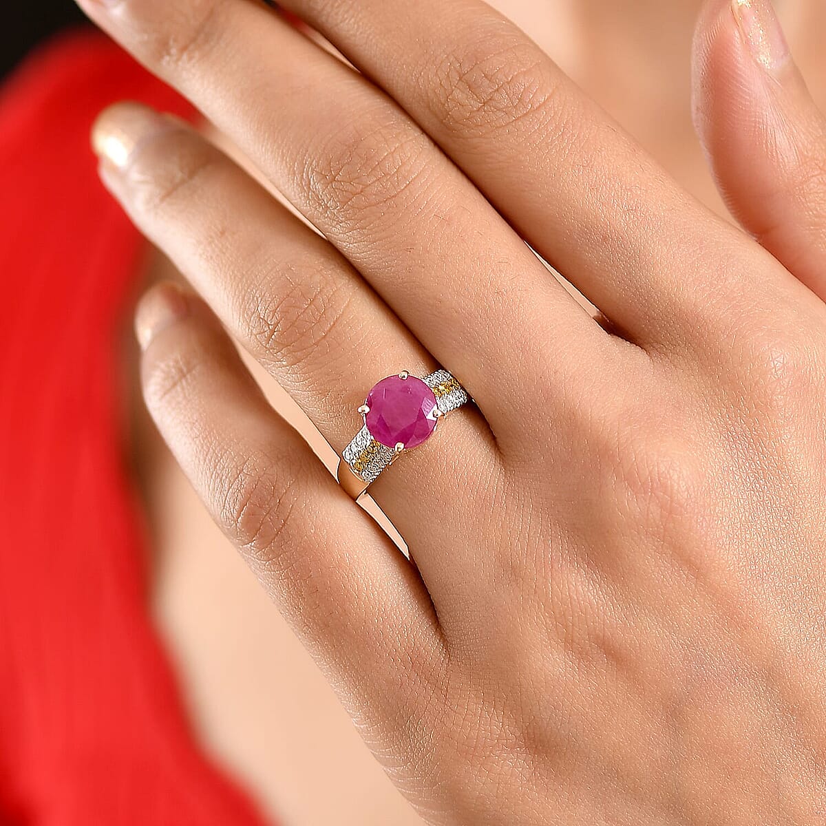 Certified & Appraised 10K Yellow Gold AAA Montepuez Ruby, Luxuriant Lab Grown Yellow and White Diamond (0.40 cts) (SI) Ring (Size 10.0) 4.60 ctw image number 2