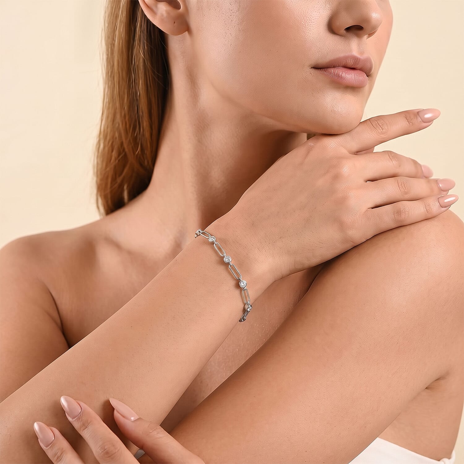 Luxuriant Lab Grown Diamond E-F VS 1.10 ctw Bracelet in Rhodium Over Sterling Silver (7.25 In)