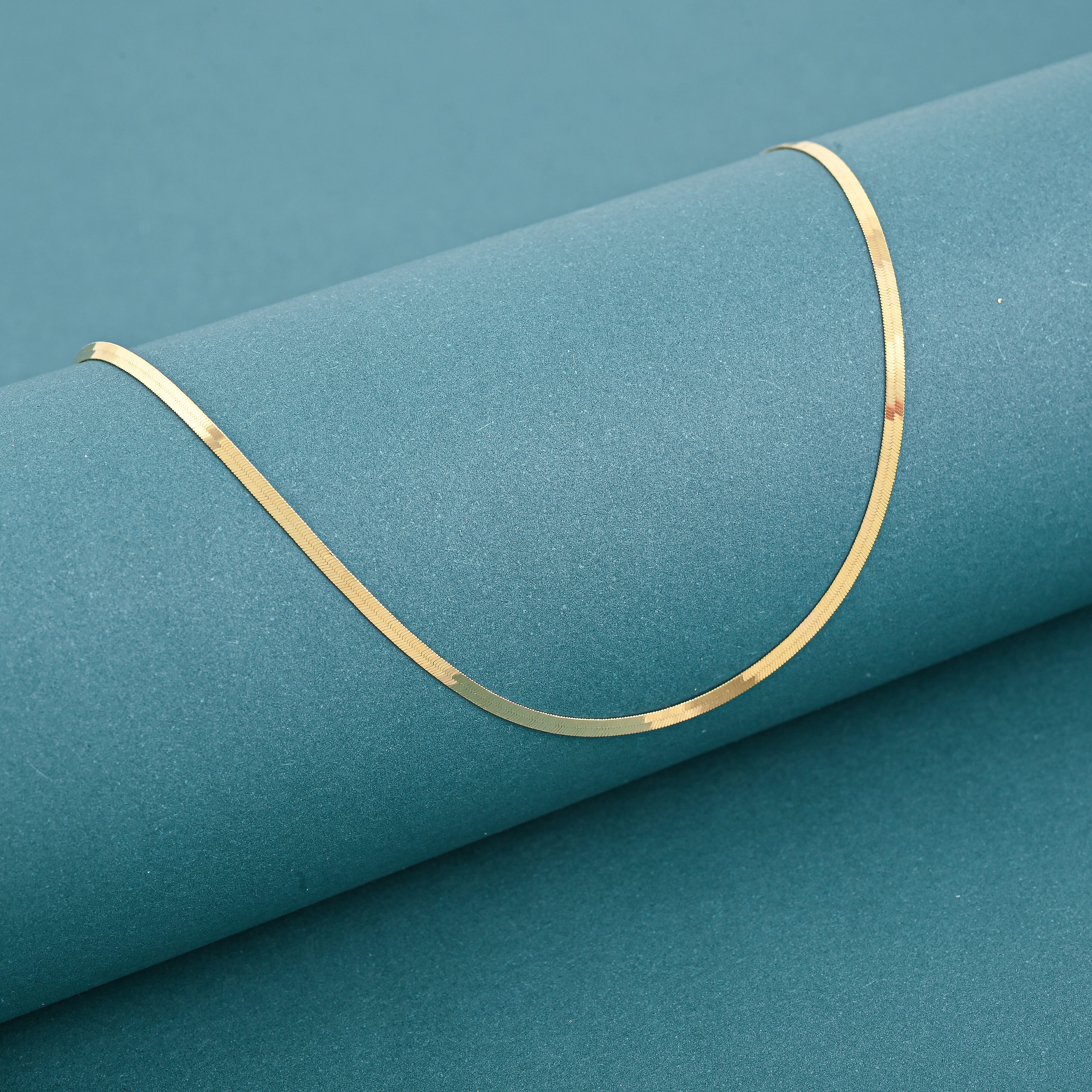 18K Yellow Gold Snake Chain Necklace 2.5 Grams (18 Inches)