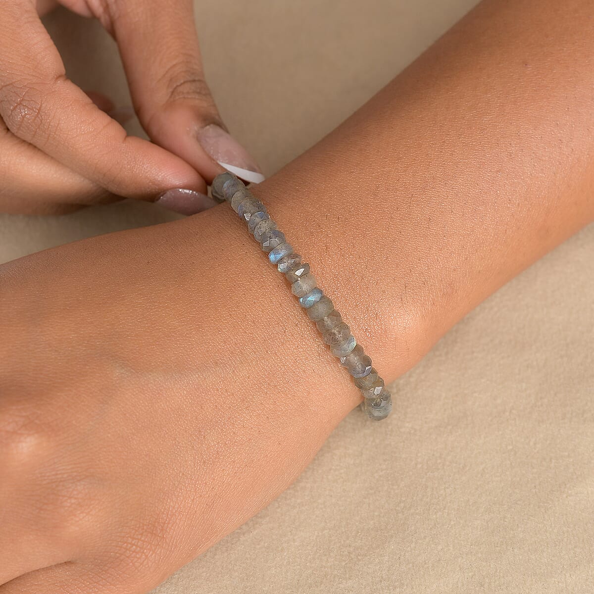 D'Joy Malagasy Labradorite 35.00 ctw Aurora Blossom Beaded Bracelet in Rhodium Over Sterling Silver (7.25-9.25In) image number 2