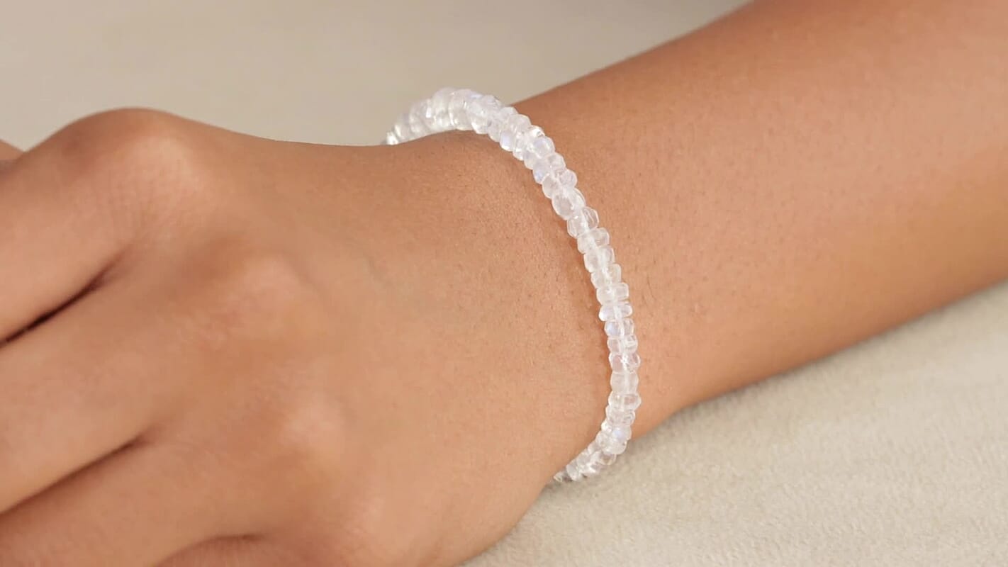 D'Joy Rainbow Moonstone 25.00 ctw Beaded Bracelet in Rhodium Over Sterling Silver (7.25-9.25In)