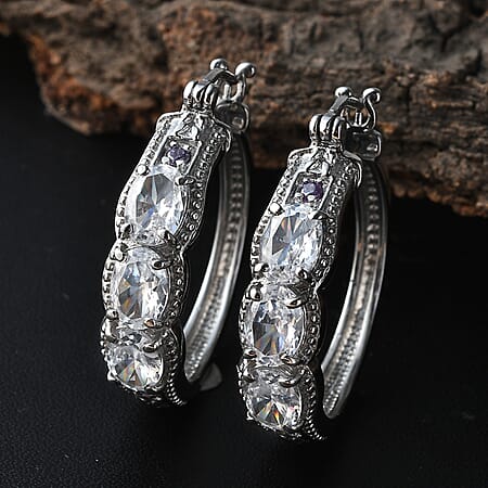 Simulated Diamond - Product card gallery slide 2 (10234641056057)
