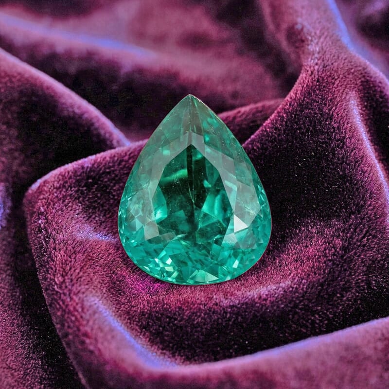 AAAA Monte Belo Indicolite (Pear Free Size) 1.00 ctw