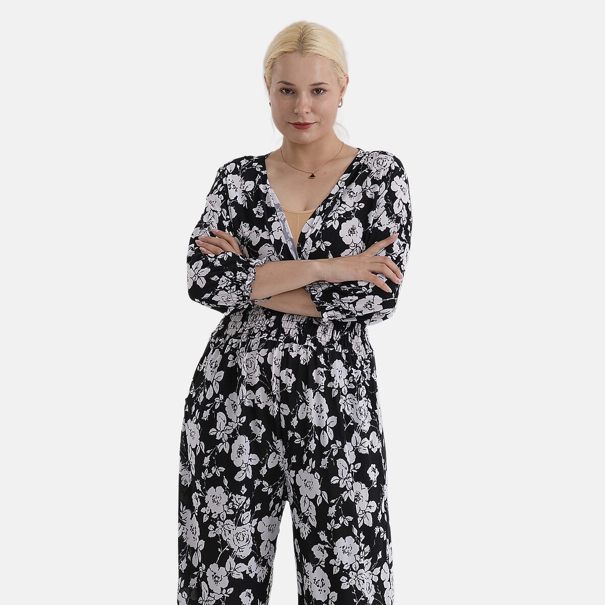 La Marey Black Smocked Waist Jumpsuit with 3/4 Length Sleeve - One Size Missy image number 5
