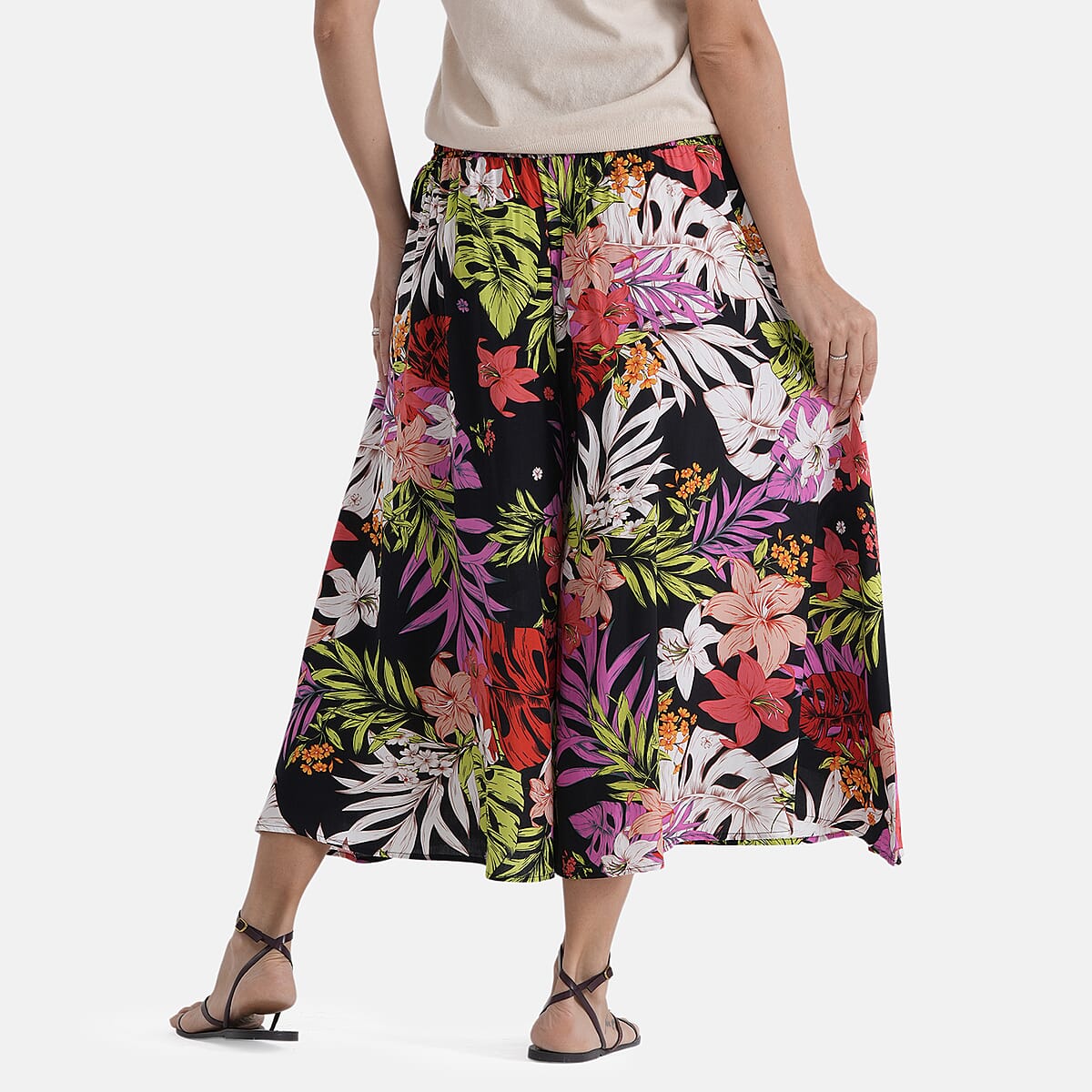La Marey Black with Multi Floral Print Wide Leg Culotte Pants image number 3