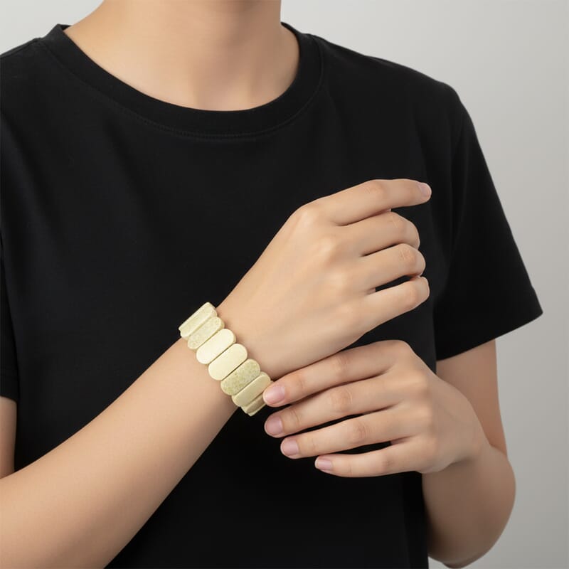 Pineapple Jasper 518.40 ctw Stretch Bracelet (6.00 In)