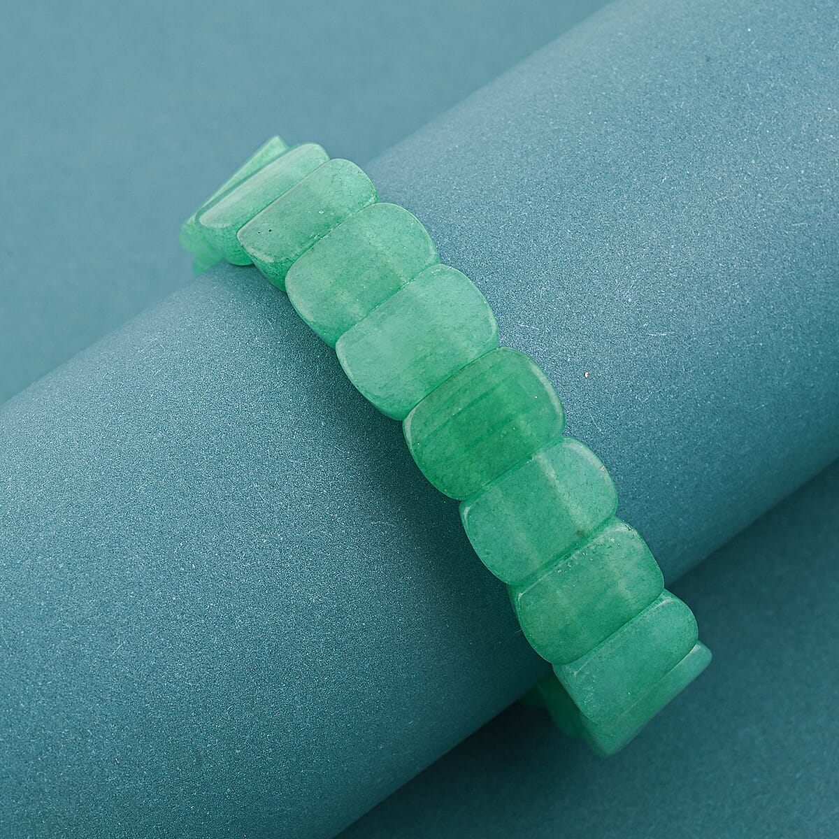 Green Aventurine 130.60 ctw Stretch Bracelet (6.00 In) image number 1