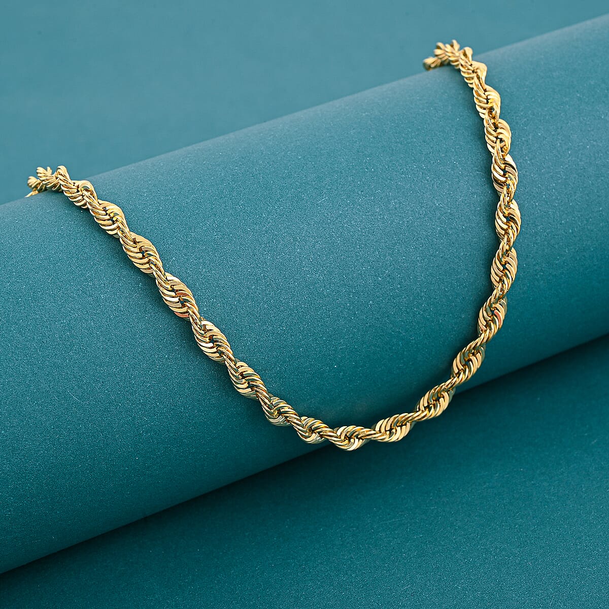 4mm Laser Rope Chain Necklace in 10K Yellow Gold 6.5 Grams 22 Inches image number 1