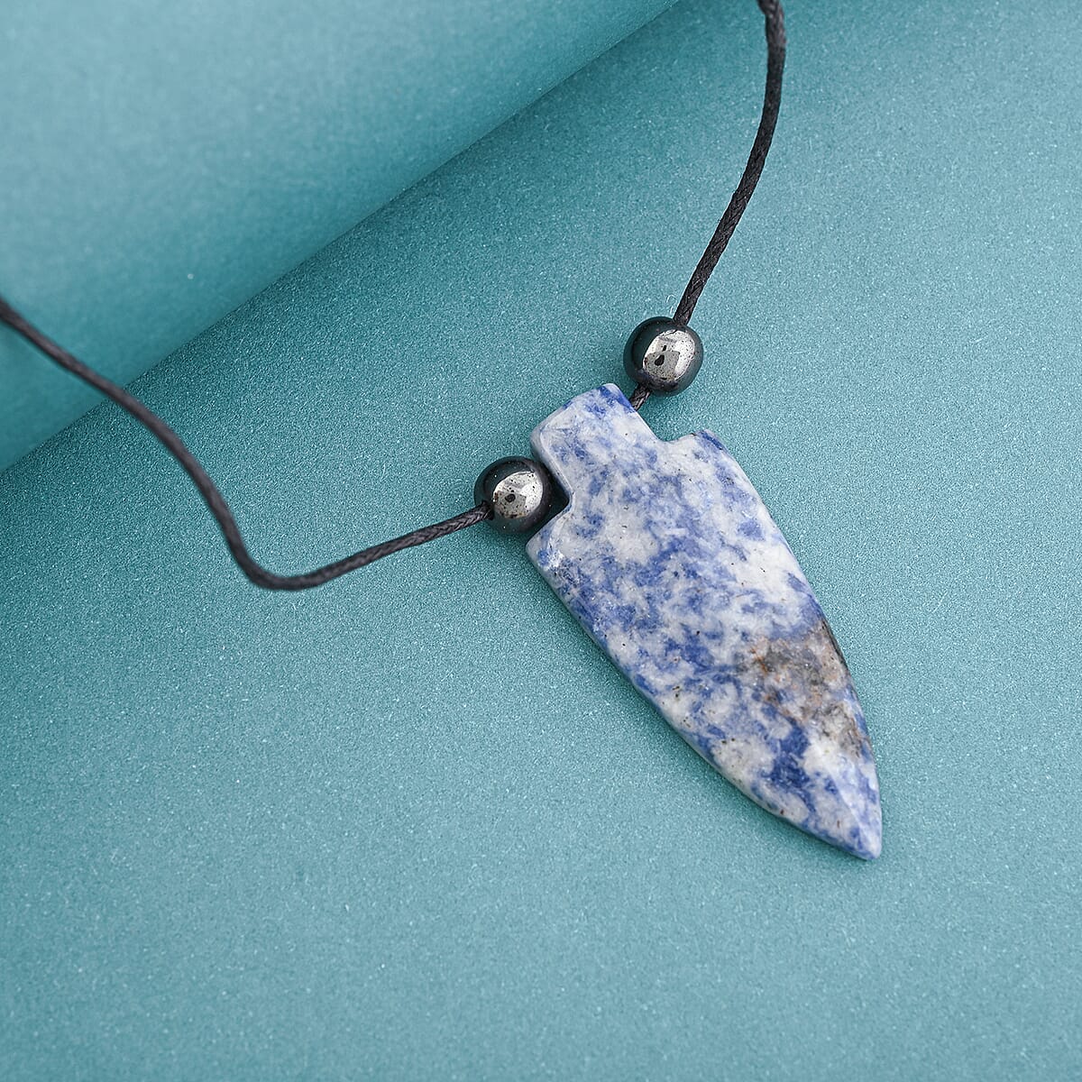 Sodalite and Lava 42.00 ctw Arrowhead Necklace with Black Cord (14 Inches) image number 1