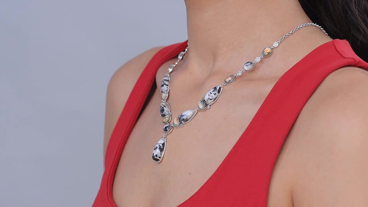 D'Joy Artisan Crafted Premium White Buffalo and Spiny Oyster 46.80 ctw Neckalce in Sterling Silver 18-20 Inches