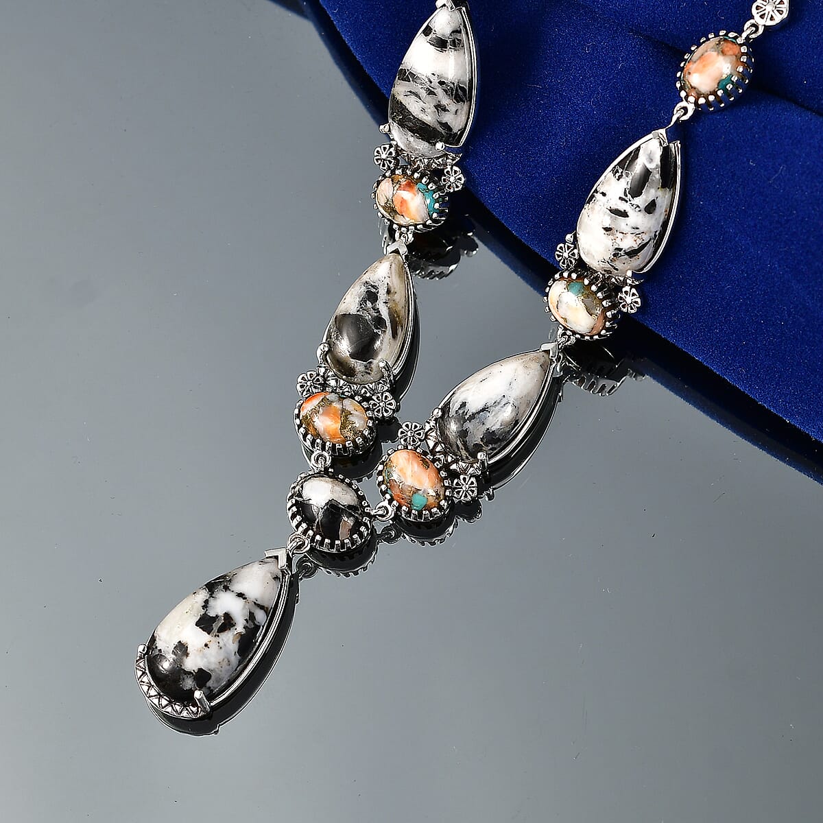 D'Joy Artisan Crafted Premium White Buffalo and Spiny Oyster 46.80 ctw Neckalce in Sterling Silver 18-20 Inches  image number 1