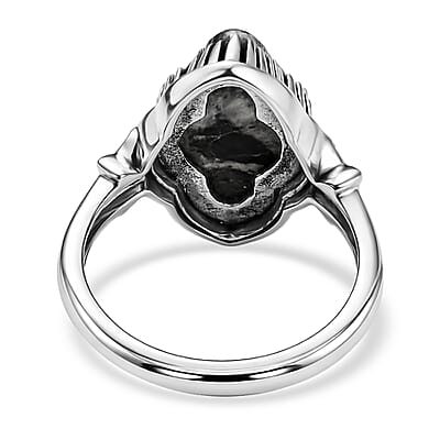 D'Joy Artisan Crafted Premium White Buffalo 4.60 ctw Ring in Sterling Silver (Size 6.0)