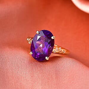 Luxoro Premium Lusaka Amethyst and Diamond I2 5.70 ctw Ring in 10K Yellow Gold (Size 6.0)