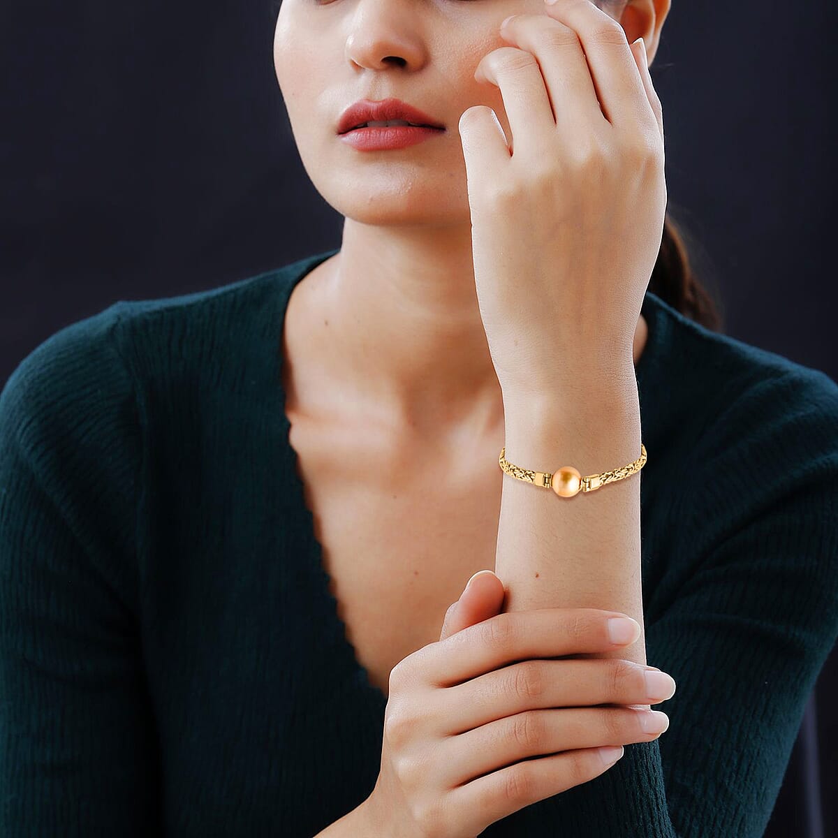 D'Joy Bali Legacy South Sea Golden Cultured Pearl and Lab Grown Diamond G-H SI 0.05 ctw Bracelet in 22K Vermeil YG Over Sterling Silver (7.25 In) image number 2