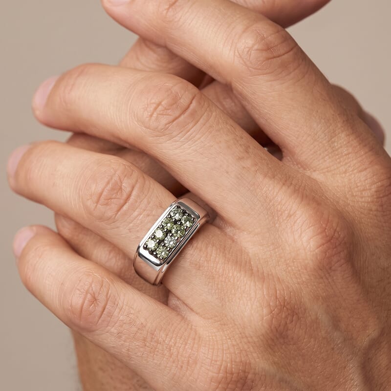 Luxuriant Lab Grown Green Diamond (IR) (SI) 1.20 ctw Regal Green Signet Men's Ring in Rhodium Over Sterling Silver (Size 10.0)