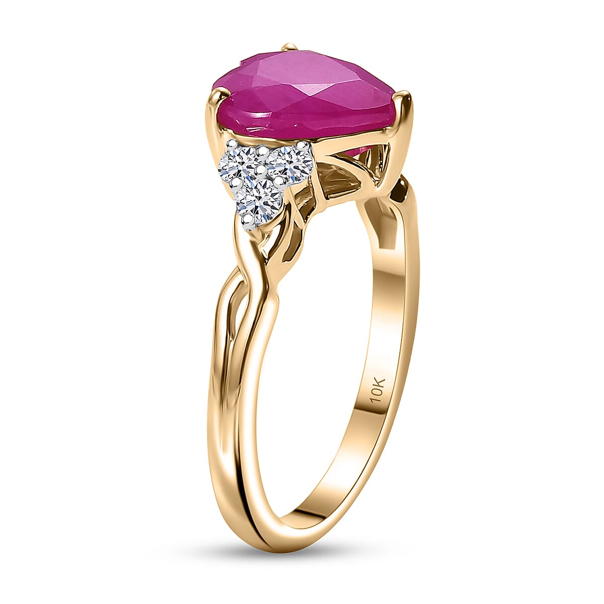 Certified & Appraised AAA Montepuez Ruby and Luxuriant Lab Grown Diamond G-H SI 3.50 ctw Heart Ring in 10K Yellow Gold (Size 6.0) image number 3