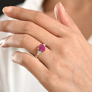 Certified & Appraised AAA Montepuez Ruby and Luxuriant Lab Grown Diamond G-H SI 3.50 ctw Heart Ring in 10K Yellow Gold (Size 7.0)