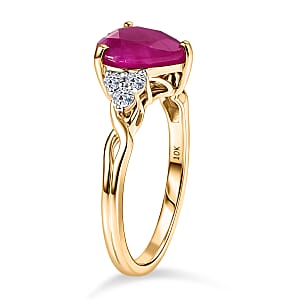 Certified & Appraised AAA Montepuez Ruby and Luxuriant Lab Grown Diamond G-H SI 3.50 ctw Heart Ring in 10K Yellow Gold (Size 9.0)