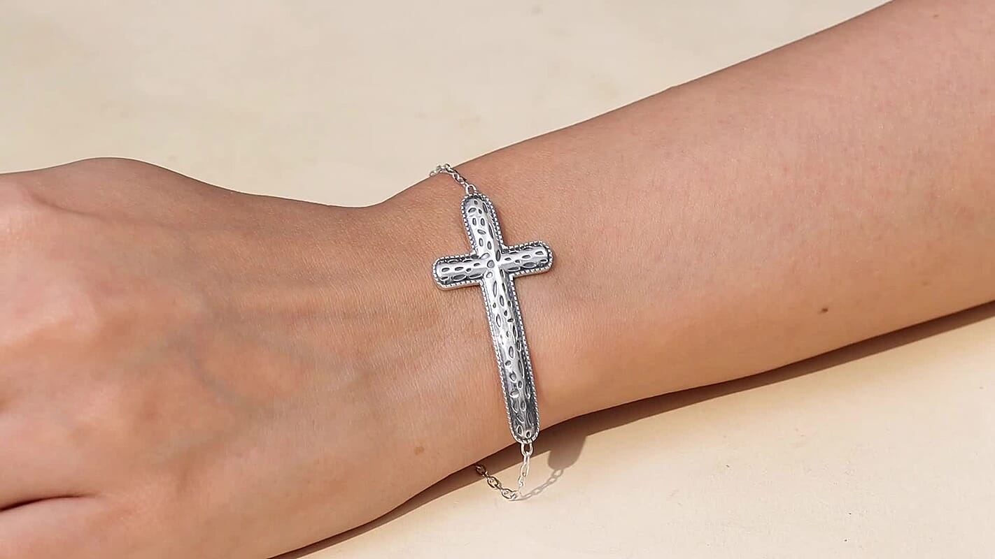 D'Joy Passport to Israel Artisan Crafted Cross Bracelet in Sterling Silver (7.25 In) 5.20 Grams
