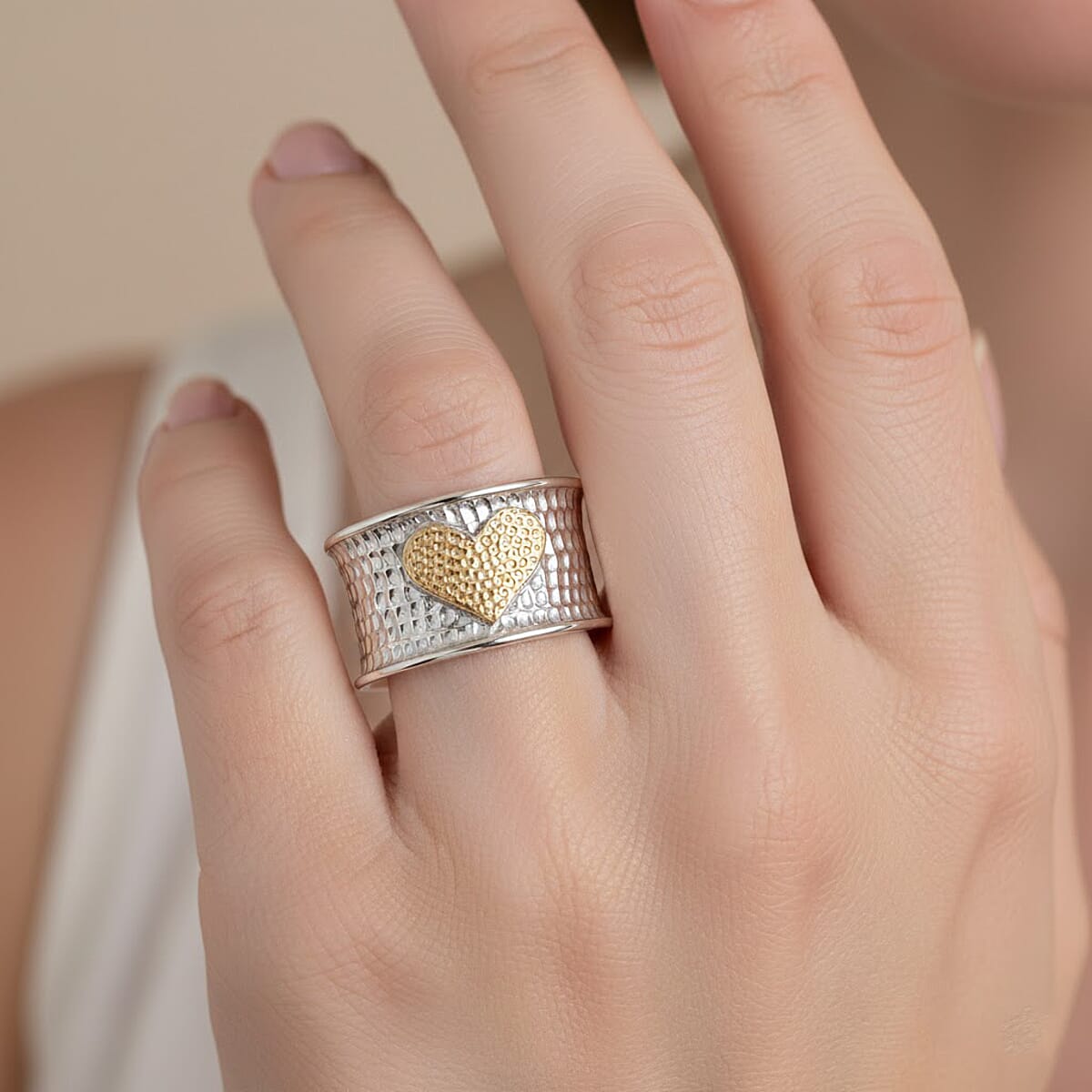 D'Joy Passport to Israel 18K Vermeil YG and Rhodium Over Sterling Silver Heart Ring (Size 10.0) (5.75 g) image number 2