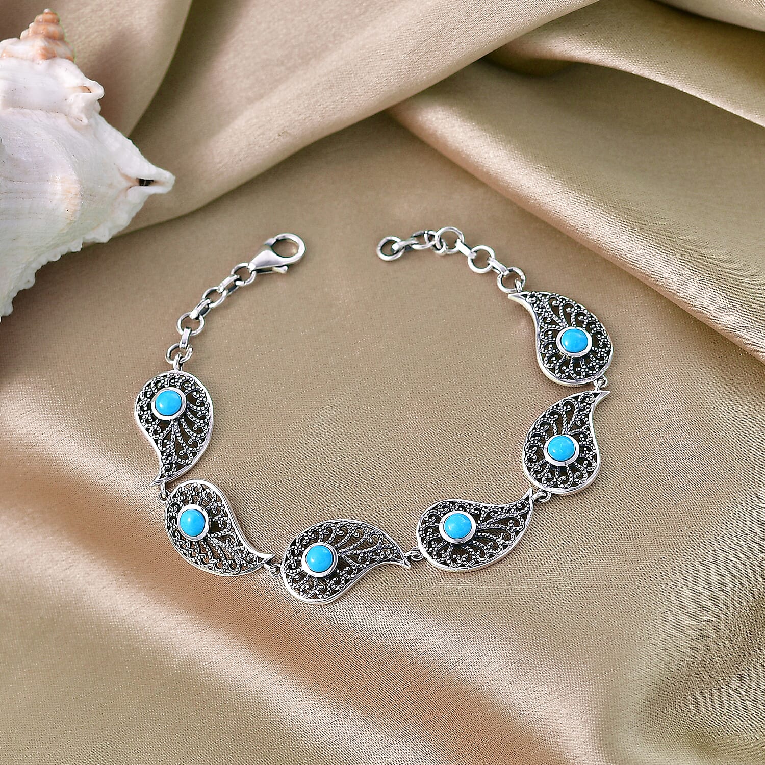 D'Joy Passport to Turkey Artisan Crafted Premium Sleeping Beauty Turquoise 1.85 ctw Bracelet in Sterling Silver (7.25 In)