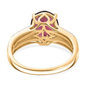 AAA Malawi Magenta Garnet and Luxuriant Lab Grown Diamond G-H SI 3.78 ctw Ring in 10K Yellow Gold (Size 8.0)
