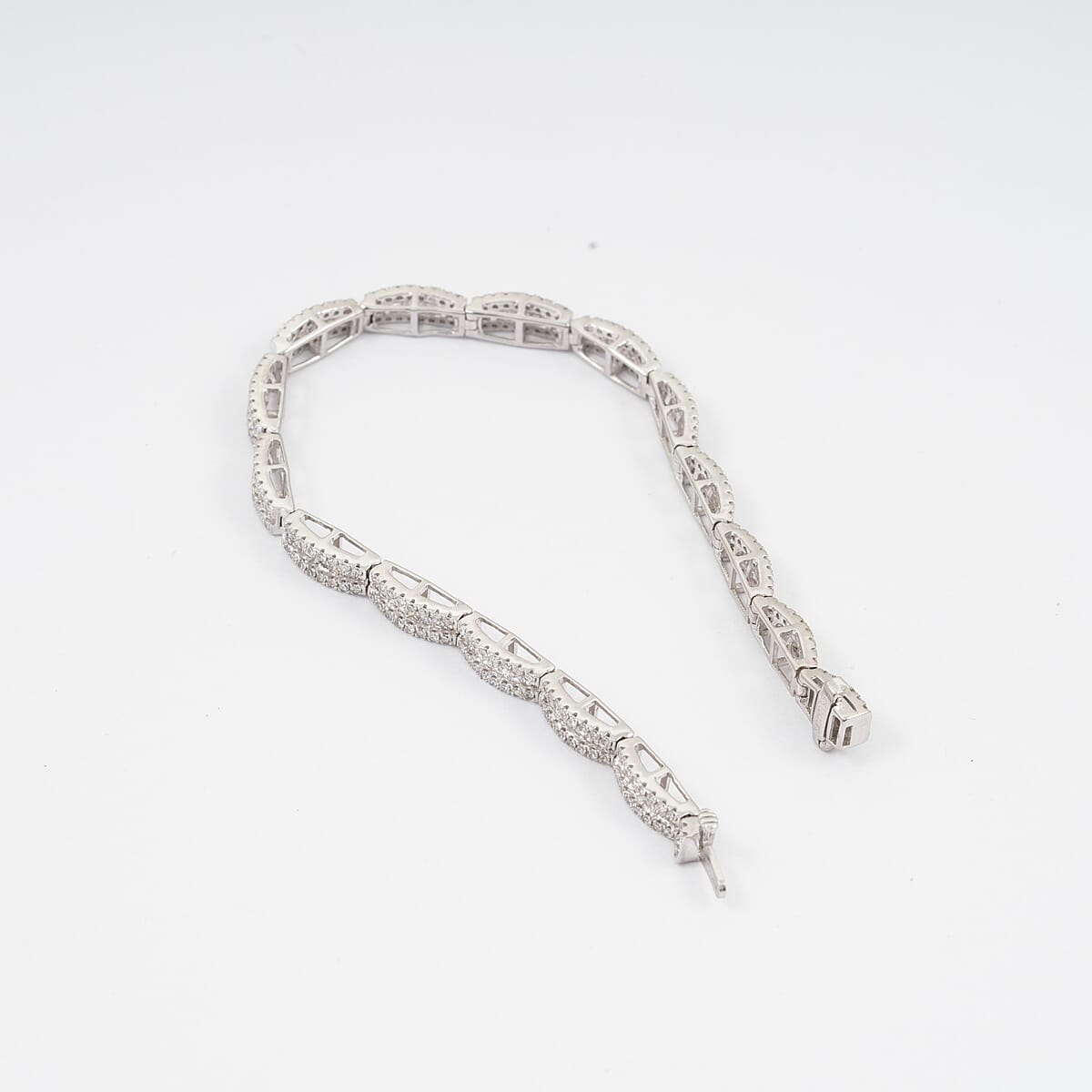 Luxuriant Lab Grown Diamond G-H SI 4.00 ctw Beaded Bracelet in Rhodium Over Sterling Silver (7.50 In) image number 2