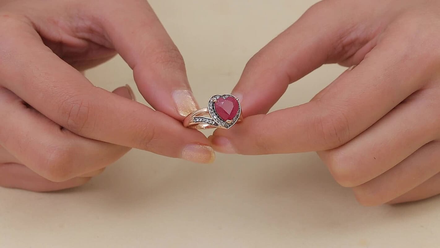 D'Joy Premium Niassa Ruby (FF), Champagne Zircon Bloodline Heart Ring in 18K Vermeil RG Over Sterling Silver (Size 10.0) 4.20 ctw