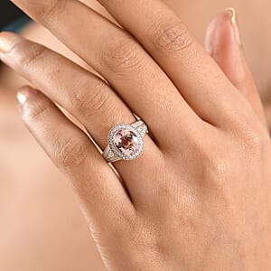 Luxoro Premium Pink Morganite and Diamond I2 2.90 ctw Rose Temptation Ring in 10K Rose Gold (Size 6.0)