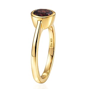 D'Joy Mozambique Garnet 0.90 ctw Solitaire Ring in 18K Vermeil Yellow Gold Over Sterling Silver (Size 10.0)