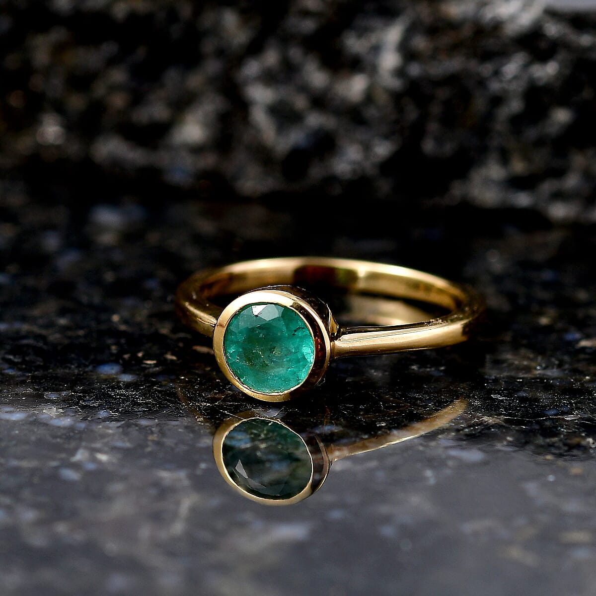 D'Joy Kagem Zambian Emerald 0.85 ctw Ring in 18K Vermeil Yellow Gold Over Sterling Silver (Size 8.0) image number 1