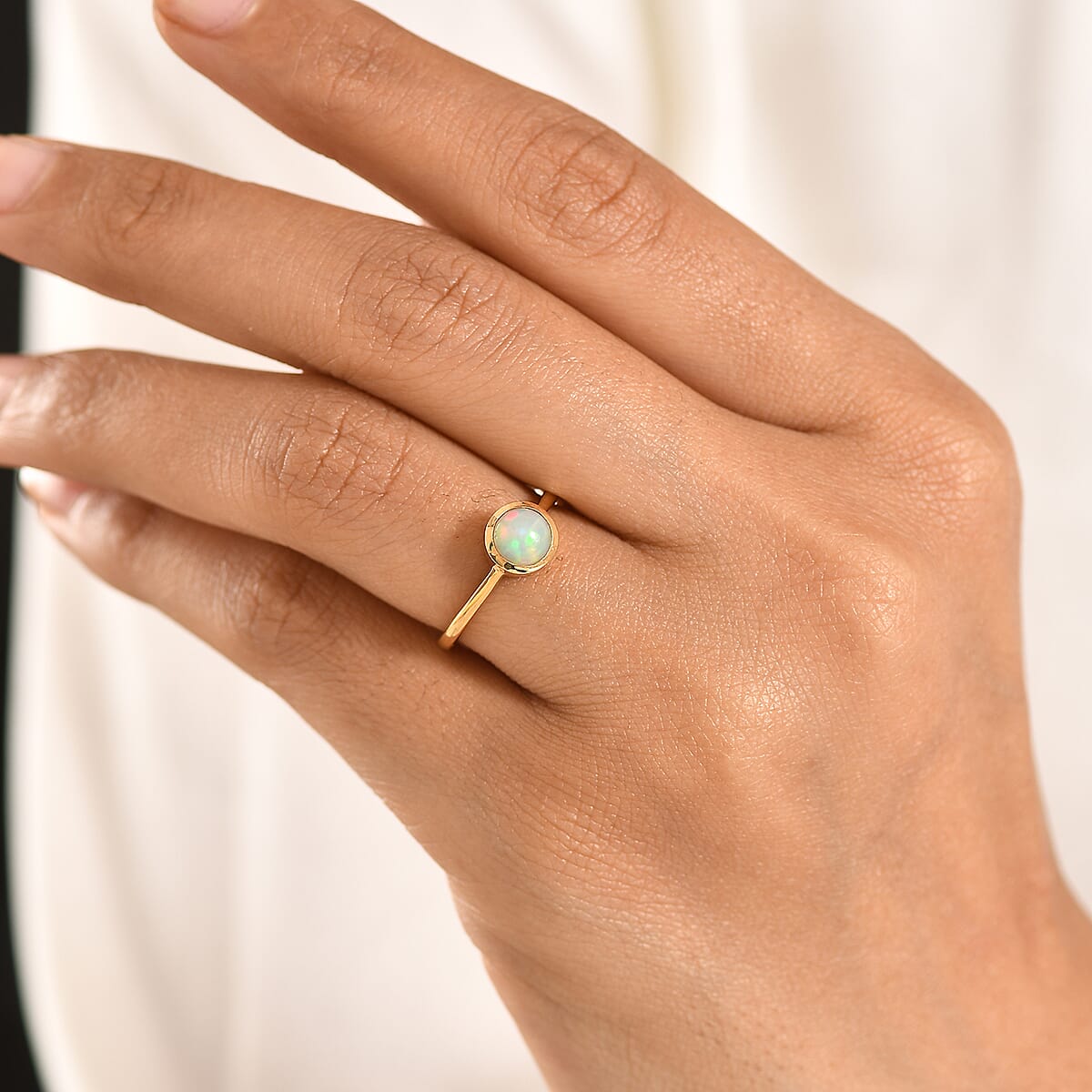 D'Joy Premium Ethiopian Welo Opal 0.65 ctw Ring in 18K Vermeil Yellow Gold Over Sterling Silver (Size 7.0) image number 2