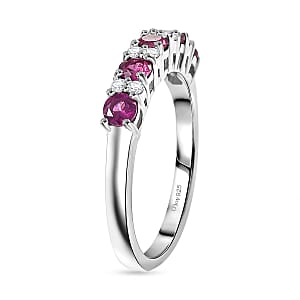 D'Joy Premium Orissa Rhodolite Garnet and Moissanite 0.90 ctw Velvet Glow Band Ring in Rhodium Over Sterling Silver (Size 10.0)