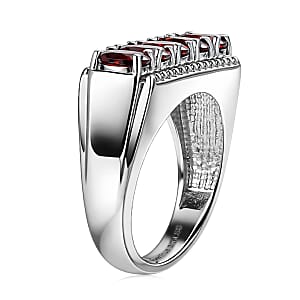 EverTrue Mozambique Garnet 2.75 ctw Men's Ring in Stainless Steel (Size 11.0)
