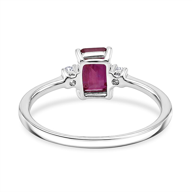 Premium Niassa Ruby (FF) and Luxuriant Lab Grown Diamond G-H SI 1.70 ctw Promise Ring in Rhodium Over Sterling Silver (Size 7.0)