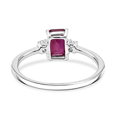 Premium Niassa Ruby (FF) and Luxuriant Lab Grown Diamond G-H SI 1.70 ctw Promise Ring in Rhodium Over Sterling Silver (Size 8.0)