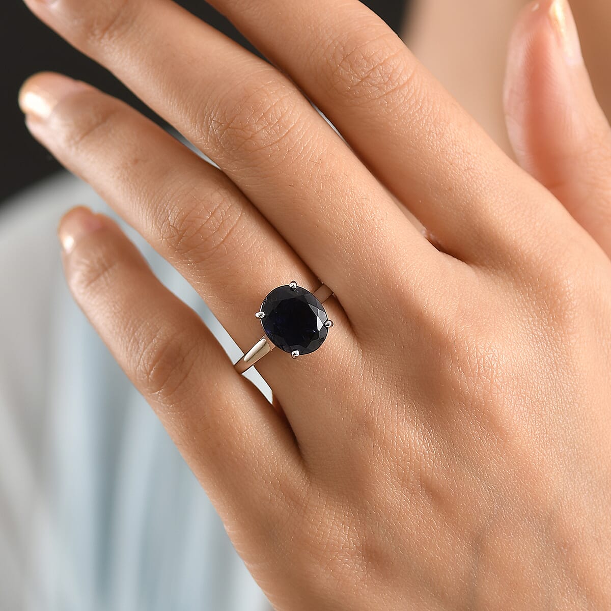 Luxoro AAA Catalina Iolite 3.60 ctw Twilight Blue Elegance Ring in 10K White Gold (Size 8.0) image number 2