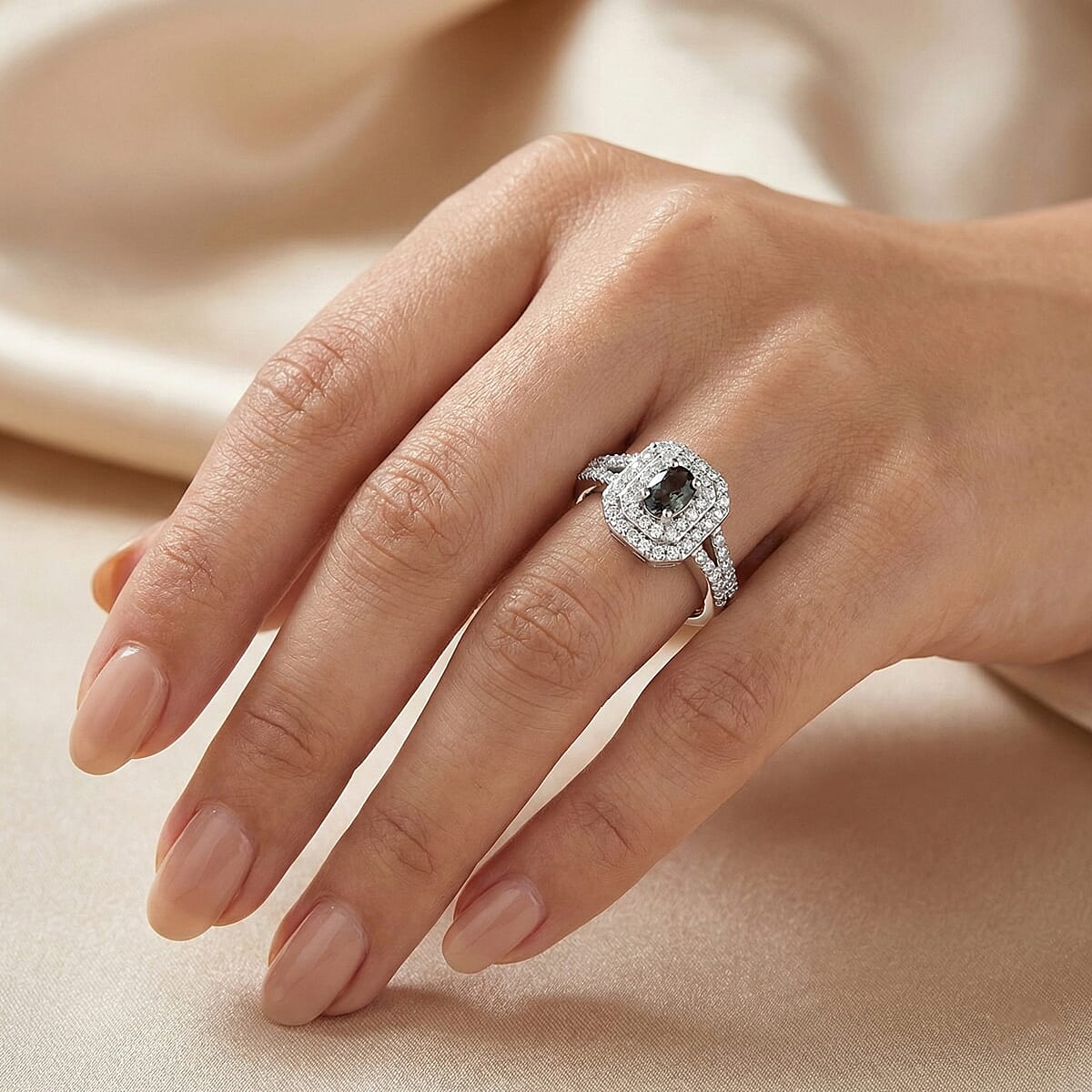 D'Joy Premium Australian Sapphire and White Zircon 1.65 ctw Velvet Eclipse Ring in Rhodium Over Sterling Silver (Size 10.0) image number 2