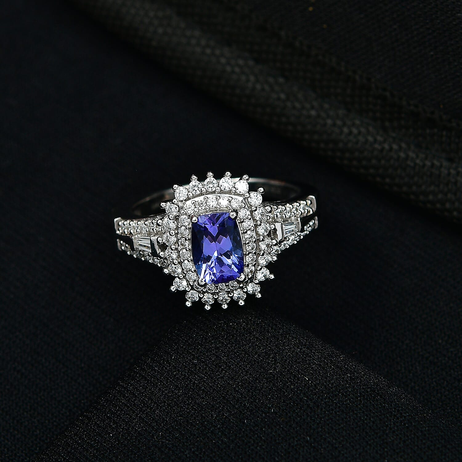 D'Joy Premium Tanzanite and Moissanite 1.40 ctw Starburst Sparkle Halo Ring in Rhodium Over Sterling Silver (Size 5.0)