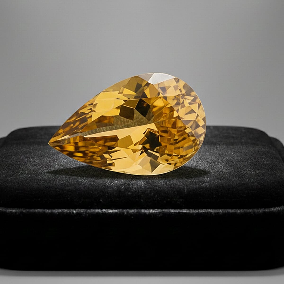 AAAA Golden Tanzanite (Pear 9x6mm) 1.20 ctw image number 1